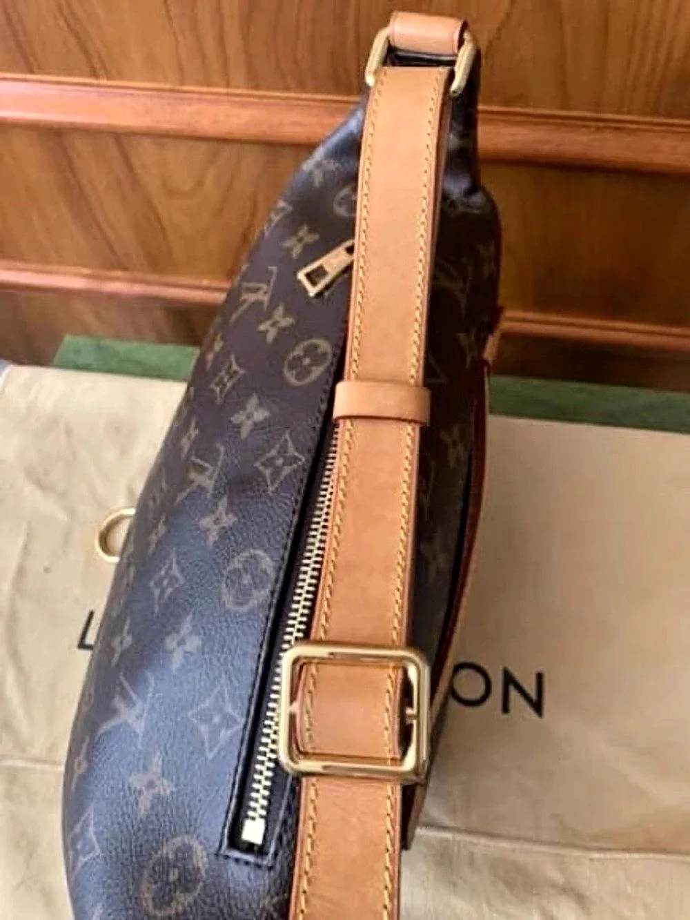 Louis Vuitton Monogram - Bumbag